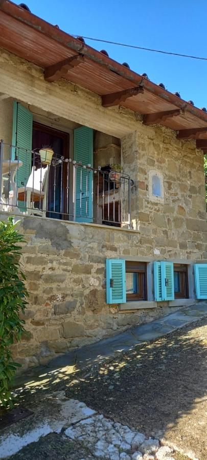 Al Casale Da Rossana Villa Santo Bagnena ภายนอก รูปภาพ